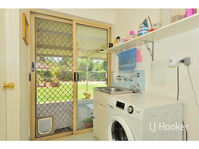 8 Roger Street, Midland WA 6056