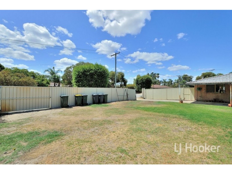 8 Roger Street, Midland WA 6056