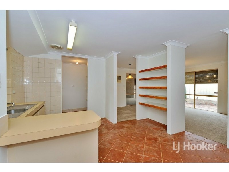 42 Victoria Pde, Midvale WA 6056