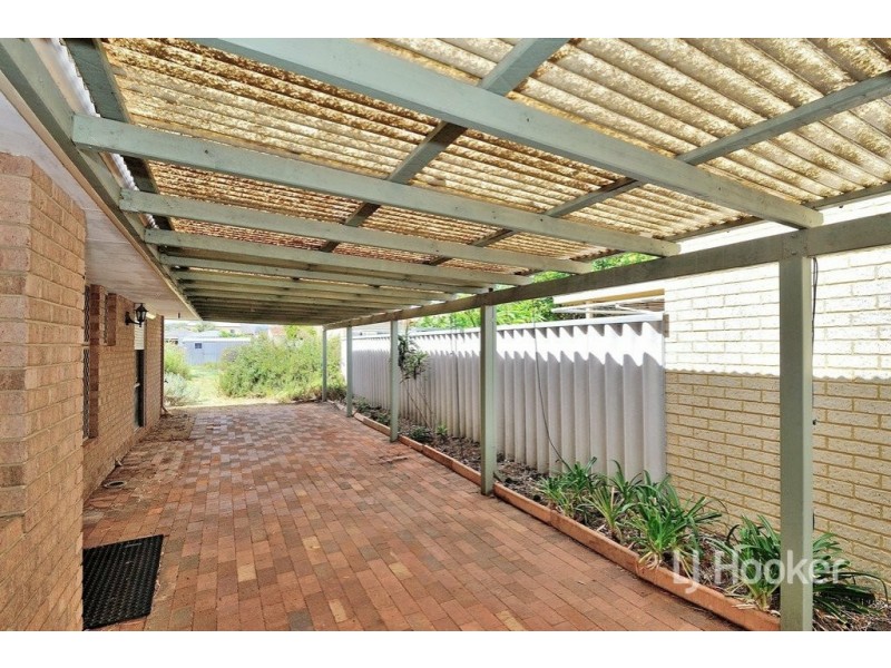 42 Victoria Pde, Midvale WA 6056