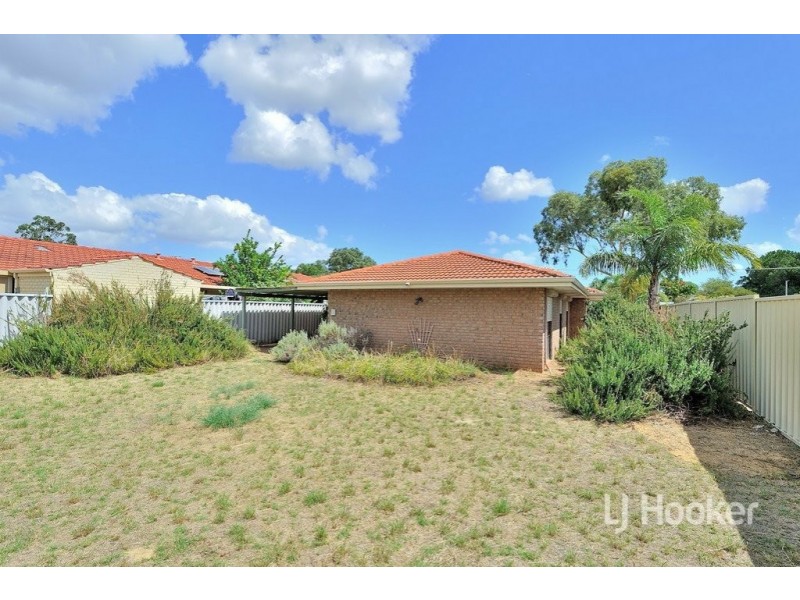 42 Victoria Pde, Midvale WA 6056