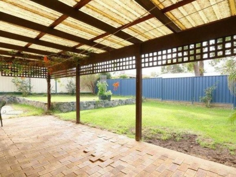 2 Quin Street, Swan View WA 6056