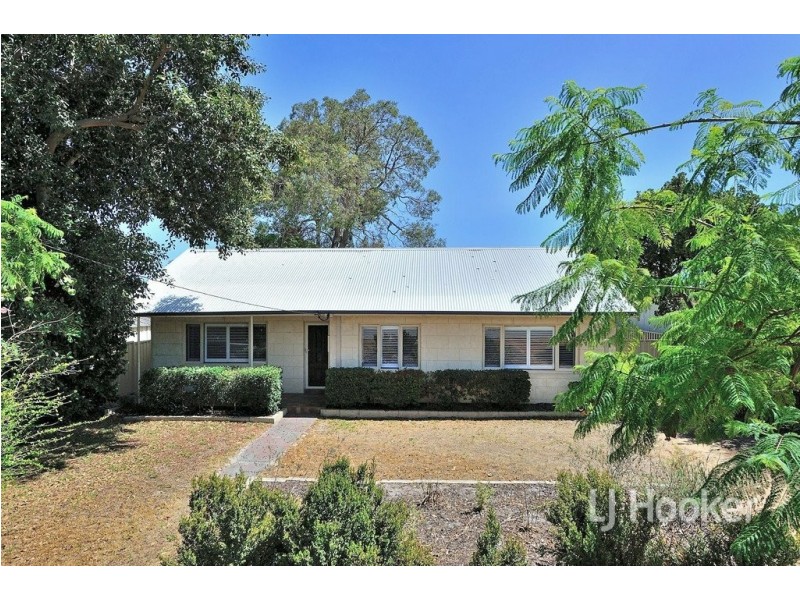 2 Barbary Road, High Wycombe WA 6057