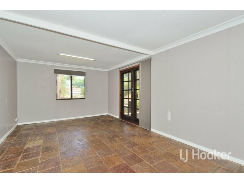 2 Barbary Road, High Wycombe WA 6057