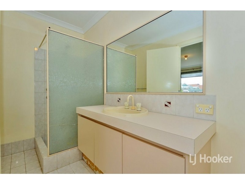 17 Prunus Place, Helena Valley WA 6056