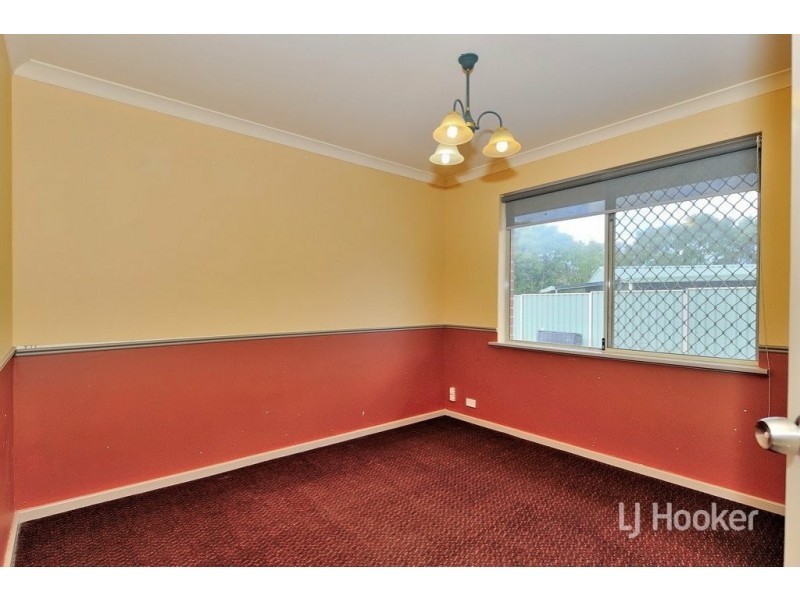 17 Prunus Place, Helena Valley WA 6056