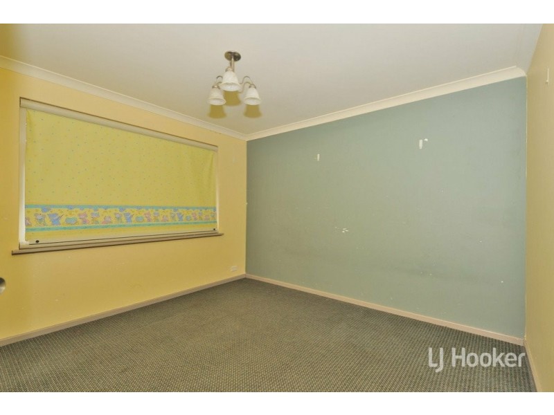 17 Prunus Place, Helena Valley WA 6056