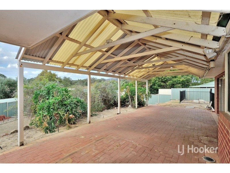 17 Prunus Place, Helena Valley WA 6056