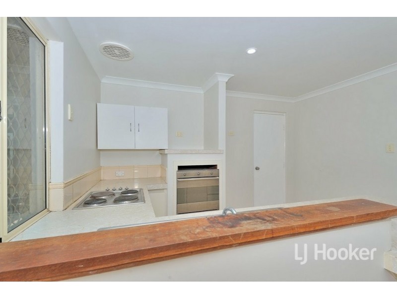 12 Chungking Grove, Stratton WA 6056