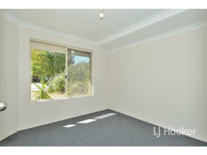 12 Chungking Grove, Stratton WA 6056