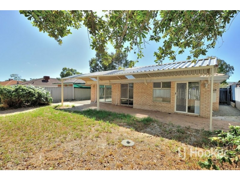 12 Chungking Grove, Stratton WA 6056