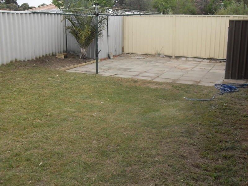 74 Lewis Jones Cross, Stratton WA 6056