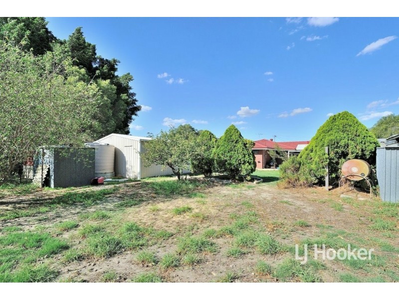 5 John Street, Middle Swan WA 6056