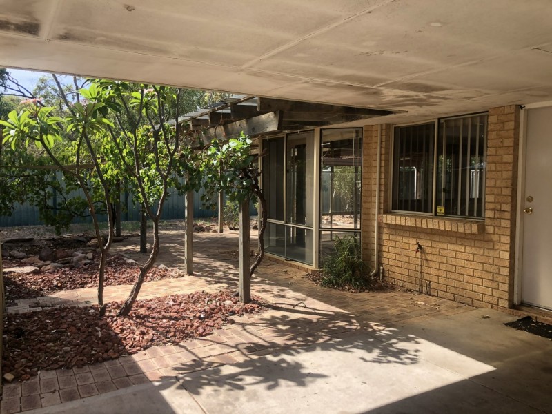 9 Hume Court, Midland WA 6056