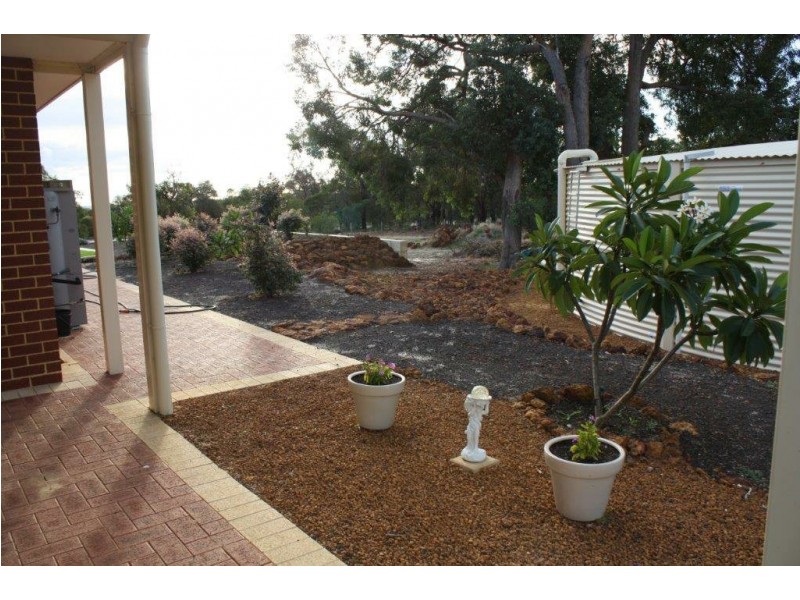 19 Buckthorn Drive, Lower Chittering WA 6084