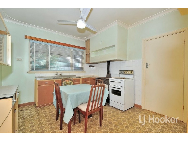 28 Wilkins Street, Bellevue WA 6056