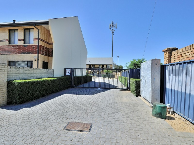 15/44-46 Railway Parade, Midland WA 6056