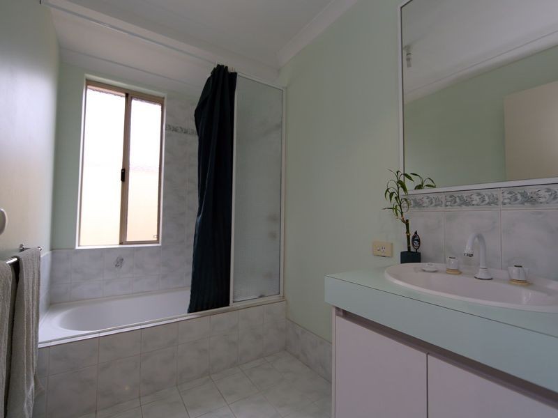 6 Werang Entrance, South Guildford WA 6055