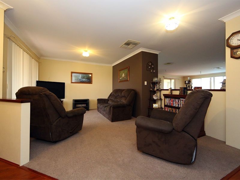 6 Werang Entrance, South Guildford WA 6055