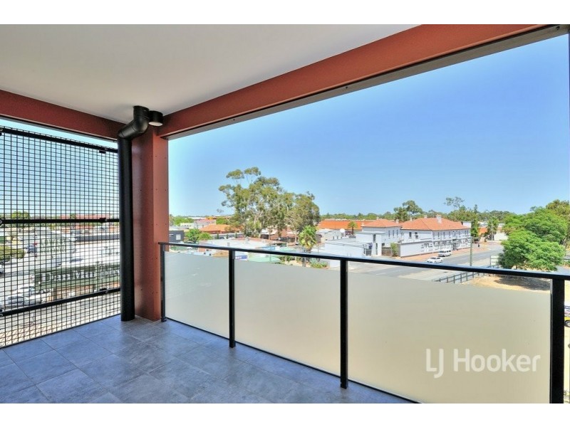 303/12 The Crescent, Midland WA 6056