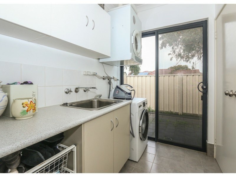 25A Wellaton Street, Midvale WA 6056