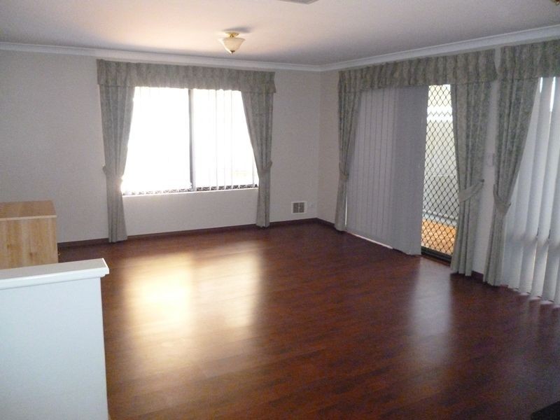 1 Silent Grove, Ellenbrook WA 6069