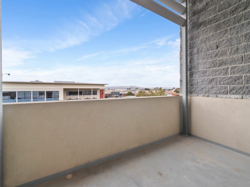 41/42 The Crescent, Midland WA 6056