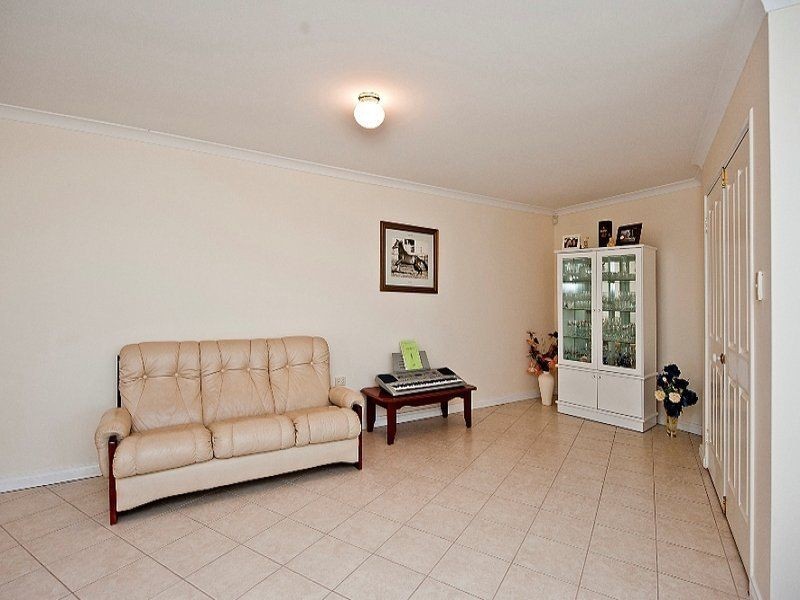 21 Cheney Court, Swan View WA 6056