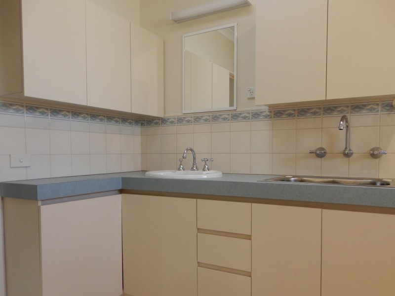 31/86 Mills Road West, Martin WA 6110