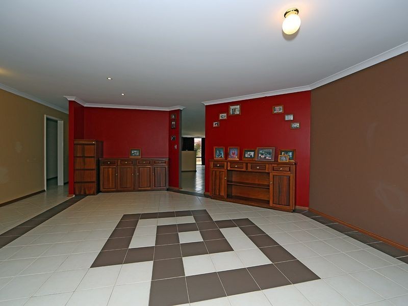 91 Dongara Circle, Jane Brook WA 6056