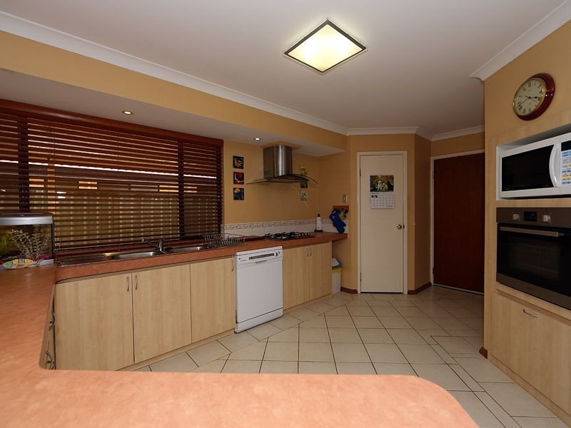 91 Dongara Circle, Jane Brook WA 6056