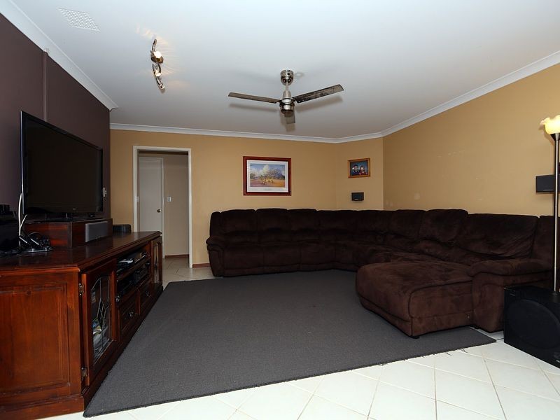 91 Dongara Circle, Jane Brook WA 6056