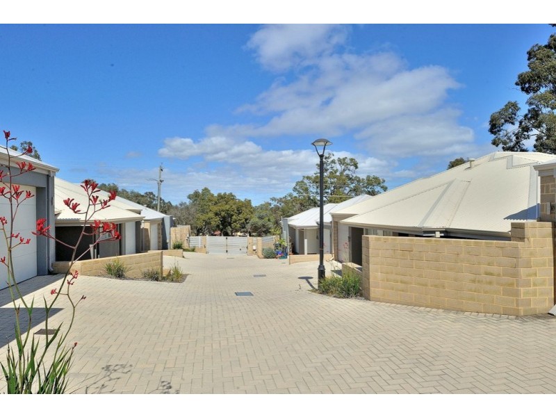 6/23 Coongan Avenue, Greenmount WA 6056