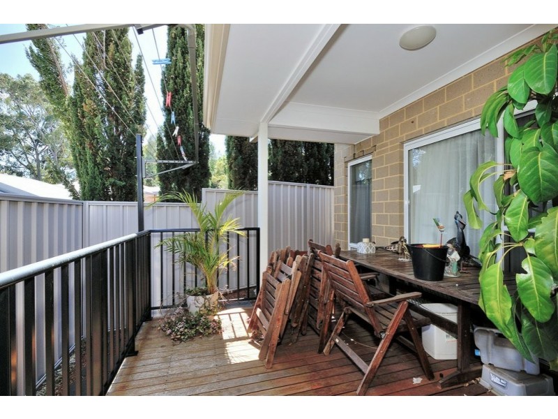 6/23 Coongan Avenue, Greenmount WA 6056