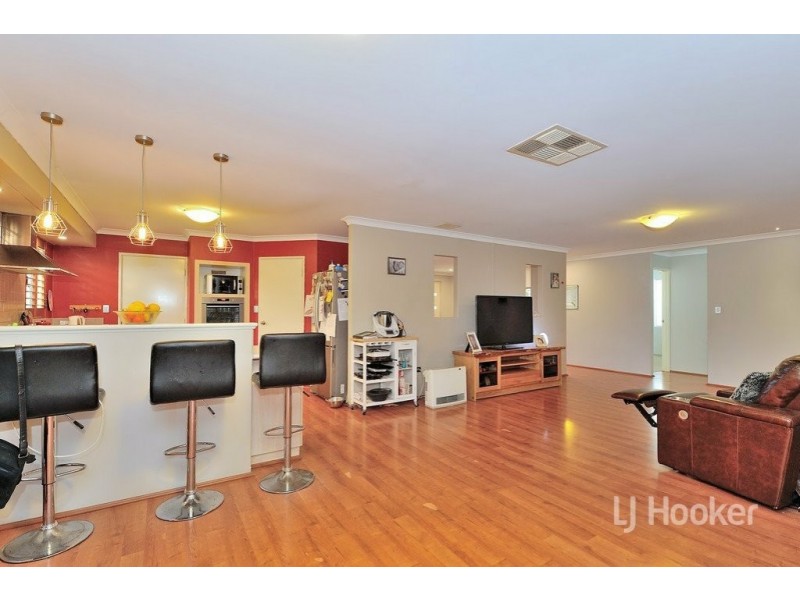 12 Thirlmere Way, High Wycombe WA 6057