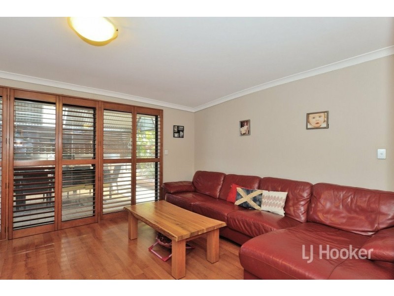 12 Thirlmere Way, High Wycombe WA 6057