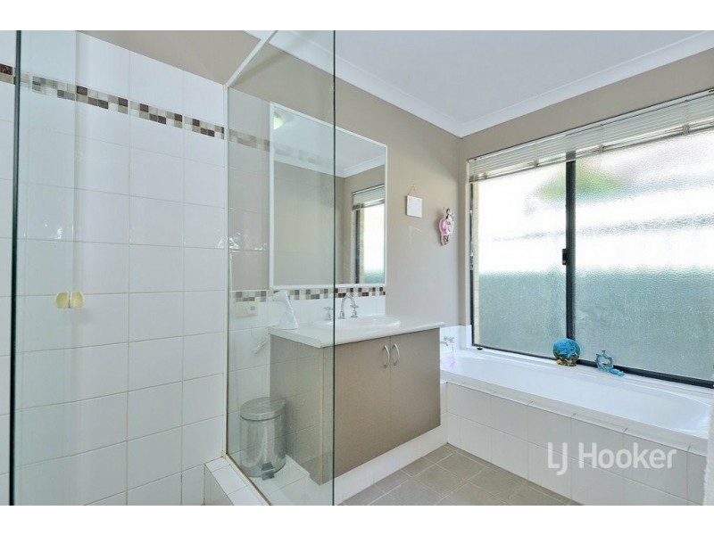 12 Thirlmere Way, High Wycombe WA 6057
