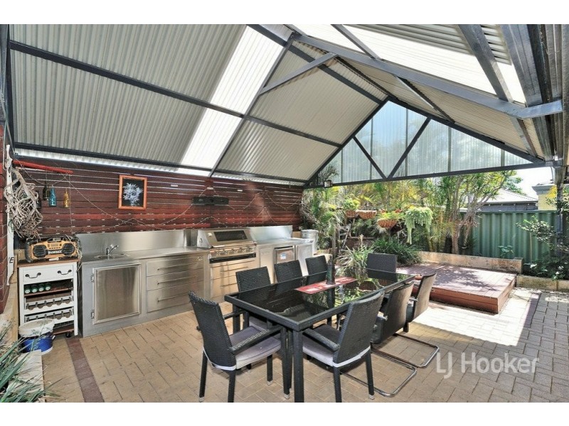 12 Thirlmere Way, High Wycombe WA 6057