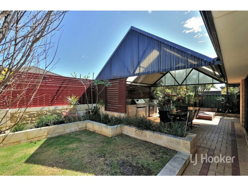 12 Thirlmere Way, High Wycombe WA 6057