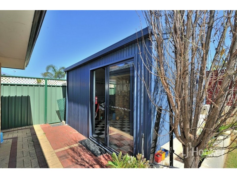 12 Thirlmere Way, High Wycombe WA 6057