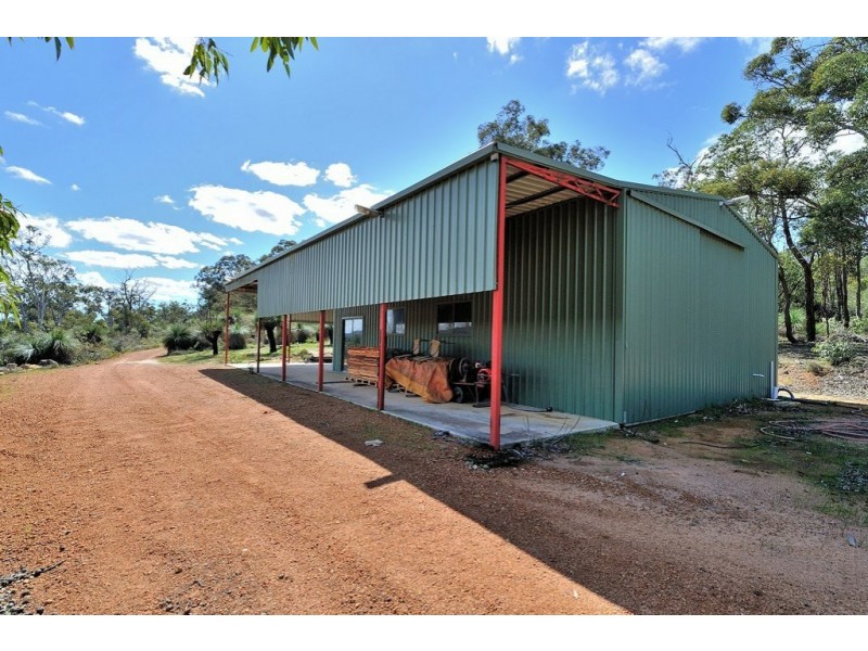 669 Reen Road, Gidgegannup WA 6083