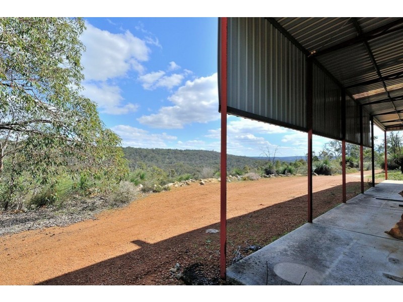 669 Reen Road, Gidgegannup WA 6083