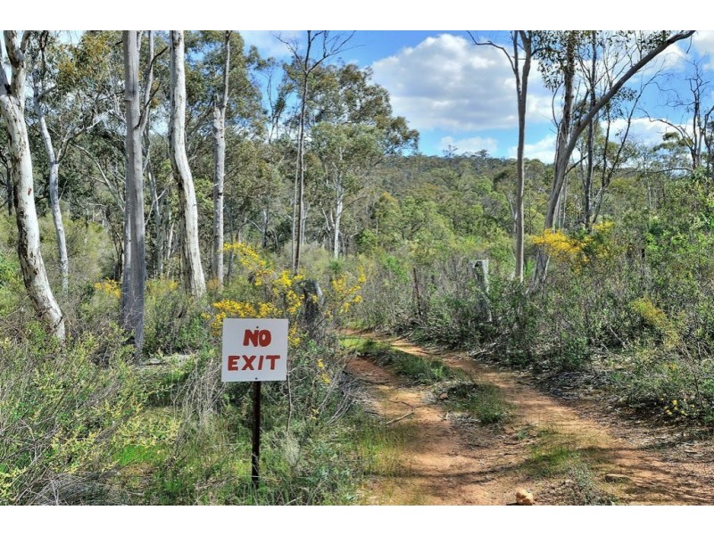 669 Reen Road, Gidgegannup WA 6083