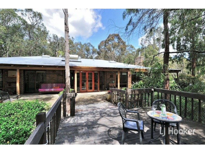 170 Elizabeth Avenue, Mundaring WA 6073