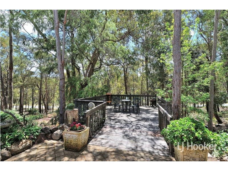 170 Elizabeth Avenue, Mundaring WA 6073