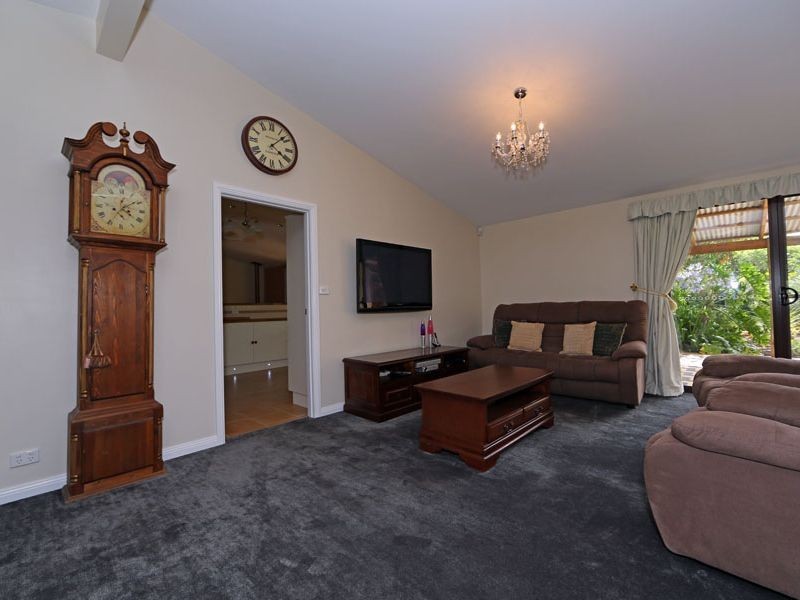 4505 Stoneville Road, Stoneville WA 6081