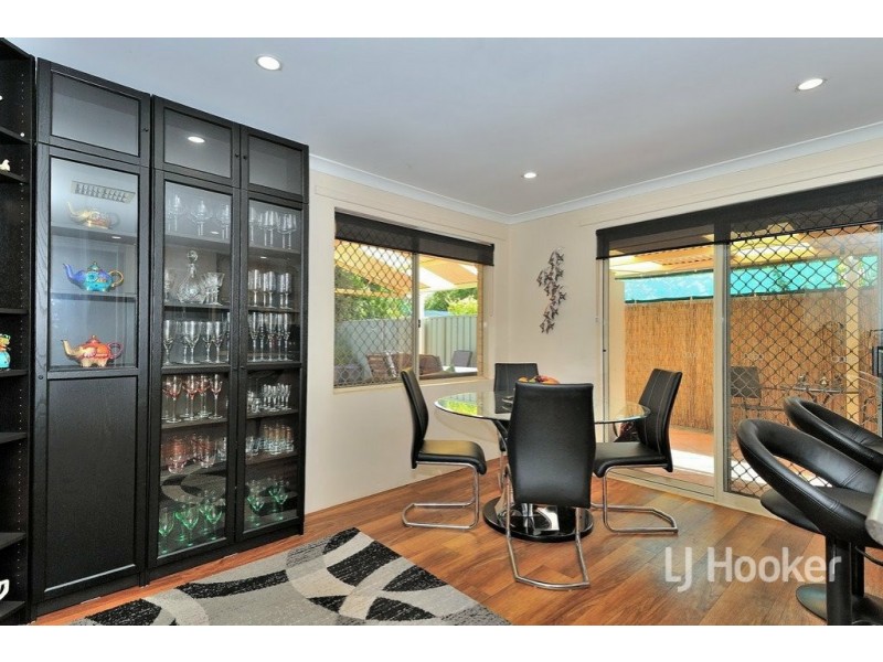 6 Bombay Entrance, Stratton WA 6056