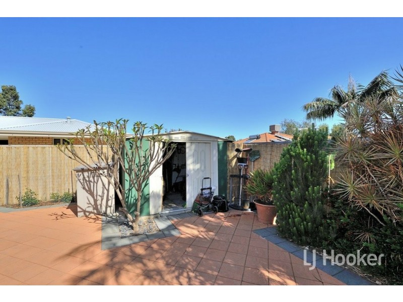 6 Bombay Entrance, Stratton WA 6056