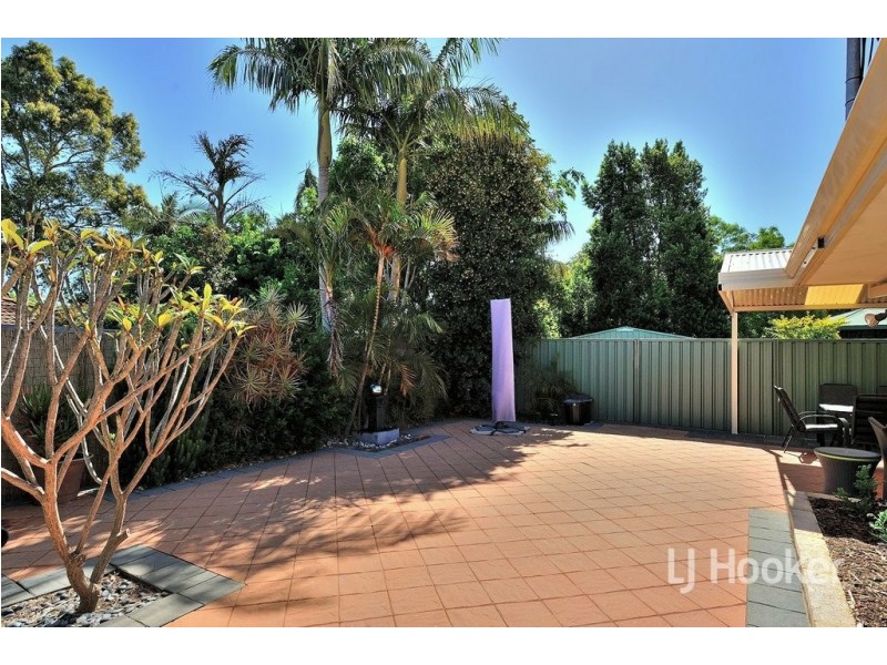 6 Bombay Entrance, Stratton WA 6056