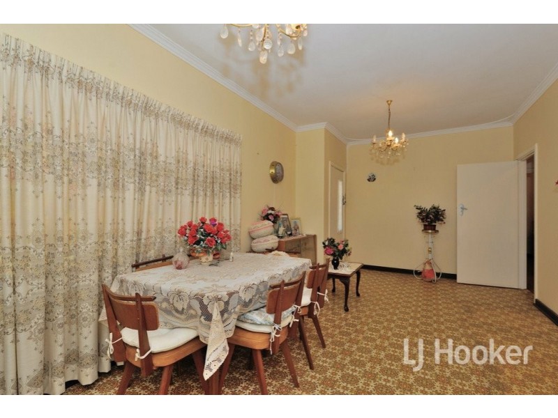 22 Mary Street, Hazelmere WA 6055